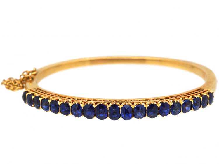 Edwardian 18ct Gold Bangle set with Sapphires