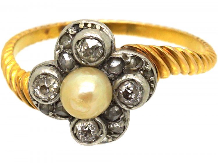 Edwardian 18ct Gold Twist Ring set with Diamonds & a Natural Pearl