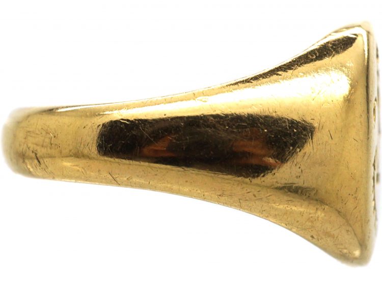 Edwardian 18ct Gold Signet Ring with an Intaglio of a Lion Rampant
