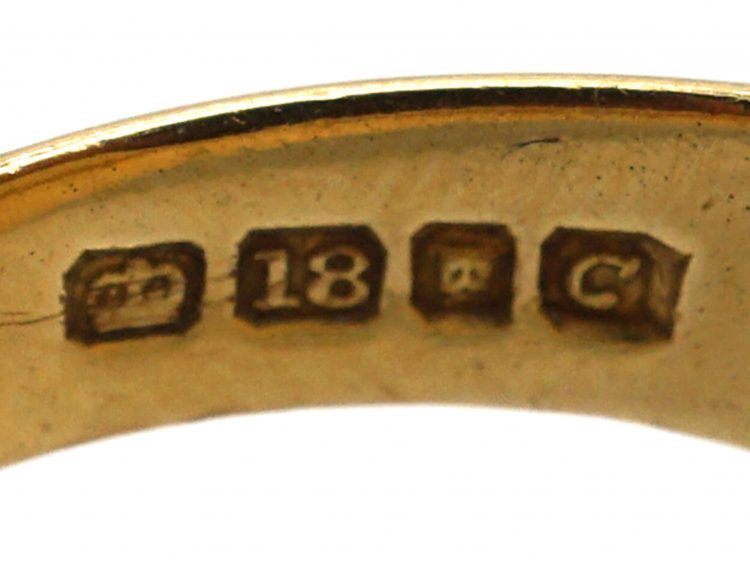 Edwardian 18ct Gold Signet Ring with an Intaglio of a Lion Rampant