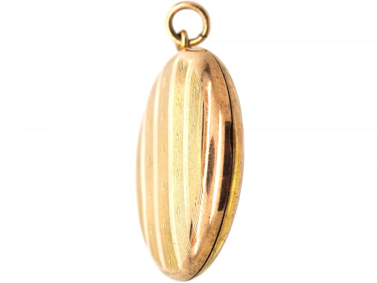 Edwardian 9ct Gold Round Locket with Engine Turned Detail