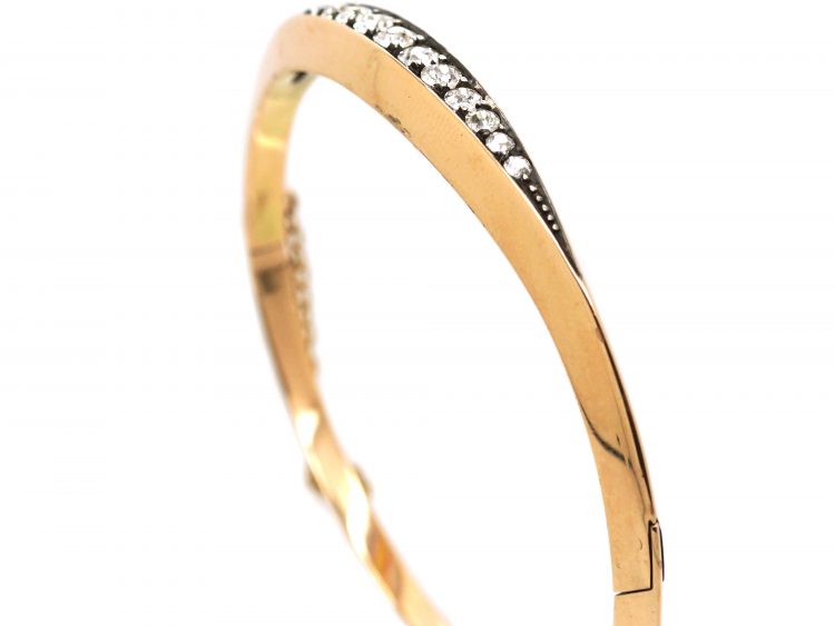 Edwardian 18ct Gold Bangle set with Graduated Diamonds