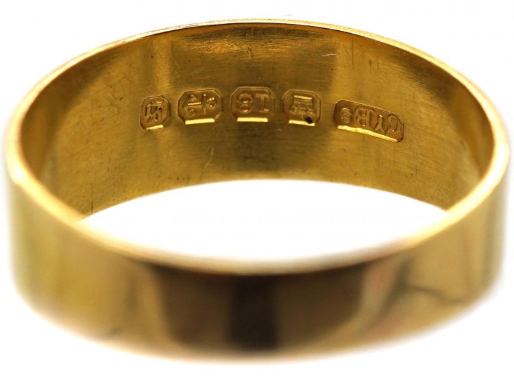 Victorian 18ct Gold Ring with the Name Nancy