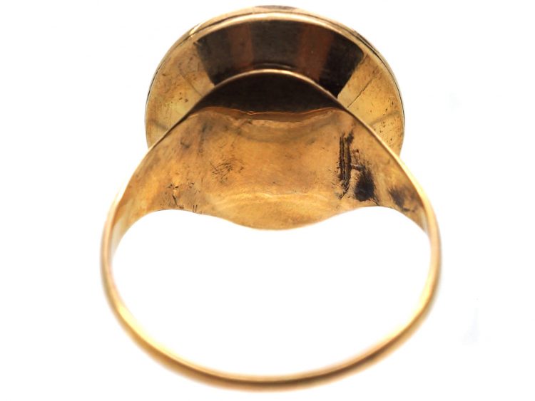 Georgian 15ct Gold Signet Ring with Carnelian Intaglio of a Crest with Earl's Coronet