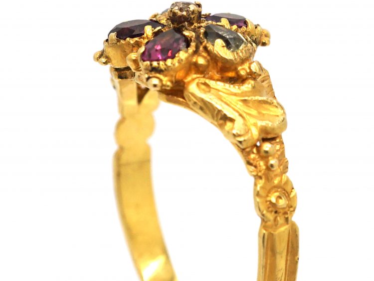Georgian 15ct Gold Pansy Ring set with Chrysolites, Garnets & a Diamond