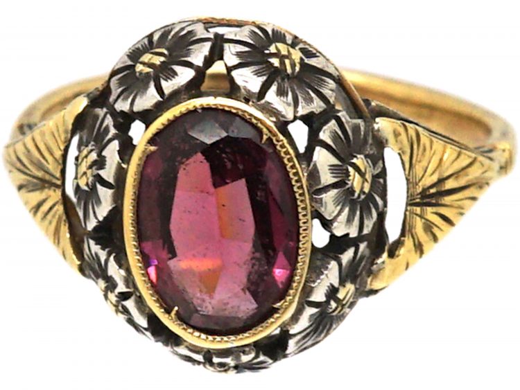 Art Nouveau 18ct Gold & Silver Flower Motif Ring set with a Garnet