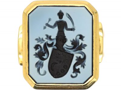 Art Deco Large 14ct Gold Signet Ring with Intaglio of a Warrior & Shield