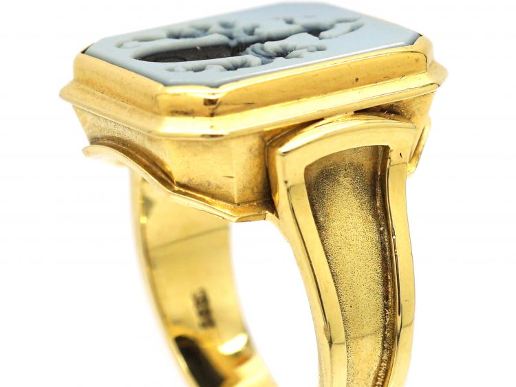 Art Deco Large 14ct Gold Signet Ring with Intaglio of a Warrior & Shield