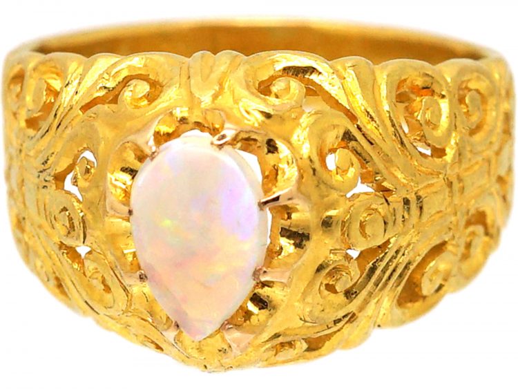 Art Nouveau 18ct Gold, Ornate Pierced Ring set with an Opal