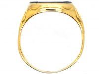 Victorian 18ct Gold Signet Ring set with a Bloodstone with Intaglio of a Cat