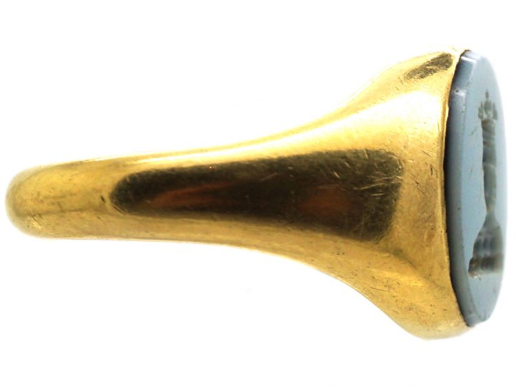 Edwardian 18ct Gold Signet Ring set with Banded Onyx with Intaglio of a Crowned Duke