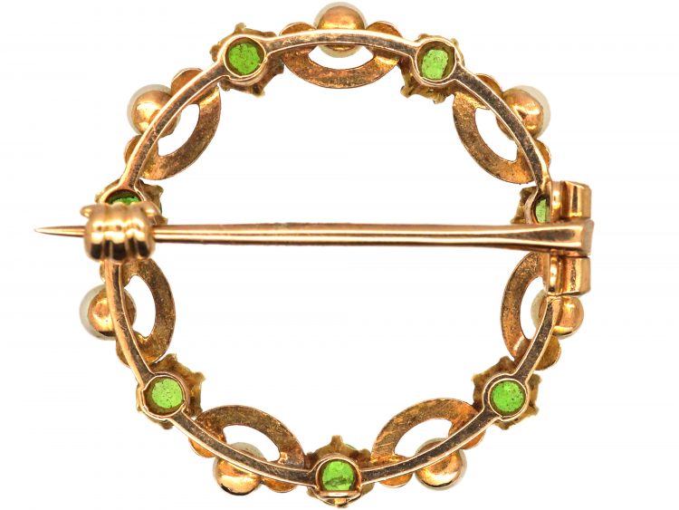 Edwardian 15ct Gold & Platinum, Green Garnet & Natural Pearl Round Brooch