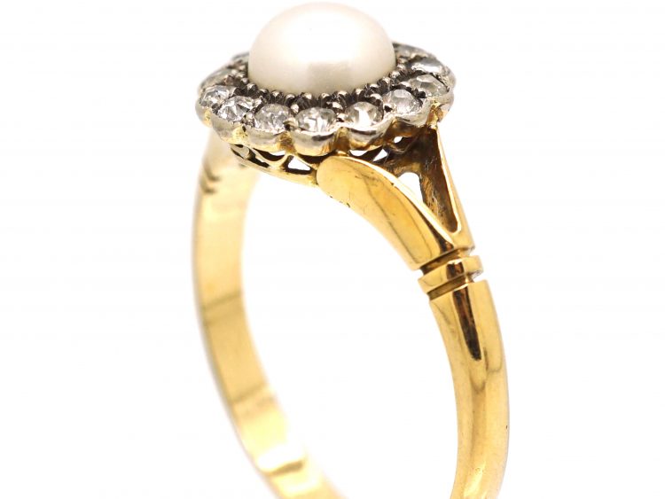 Edwardian 18ct Gold Cluster Ring set with a Natural Pearl & Diamonds