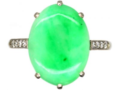 Edwardian 18ct White Gold Ring set with Jade & Diamonds