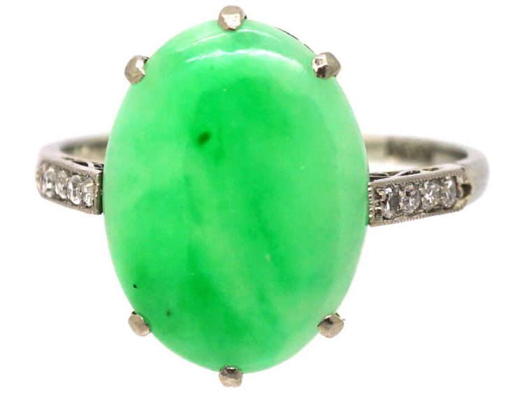 Edwardian 18ct White Gold Ring set with Jade & Diamonds