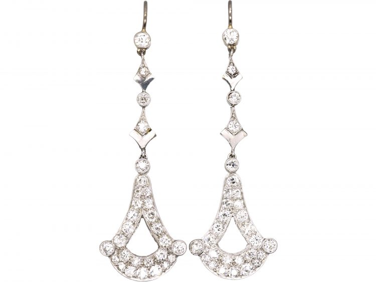 Early 20th Century Platinum Drop Earrings set with Diamonds in Original Case