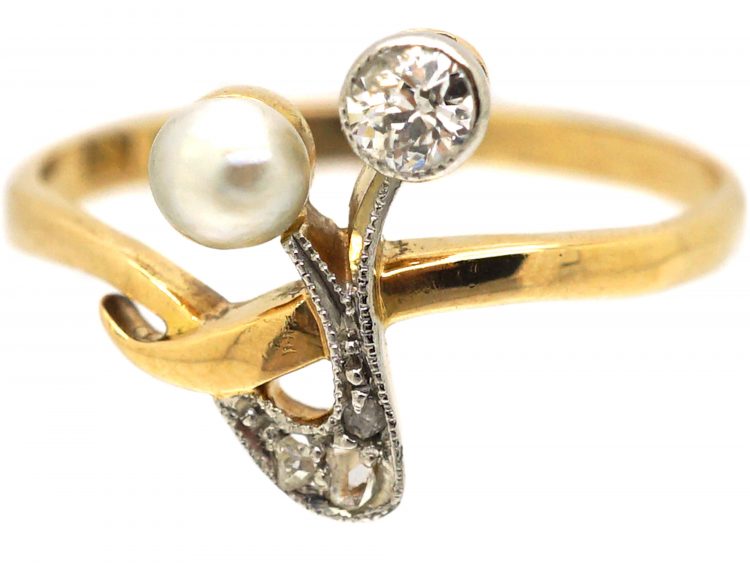 Art Nouveau 18ct Gold & Platinum Flower Sprig Ring set with Diamonds & a Natural Pearl