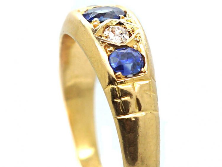 Edwardian 18ct Gold Three Stone Sapphire & Diamond Ring