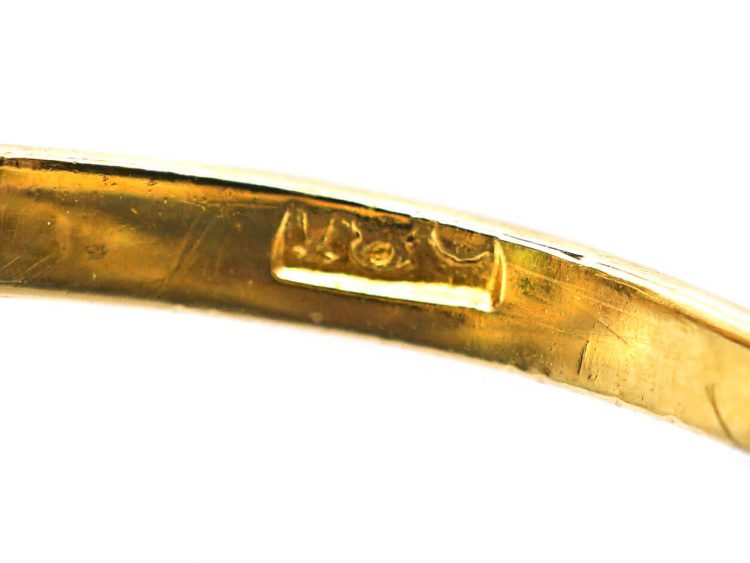 Edwardian 18ct Gold & Platinum Ring set with a Peridot with Diamond Set Shoulders