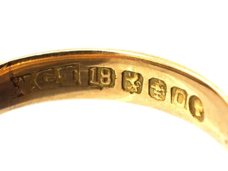 Victorian 18ct Gold Wedding Ring with Laurel Leaf Motif