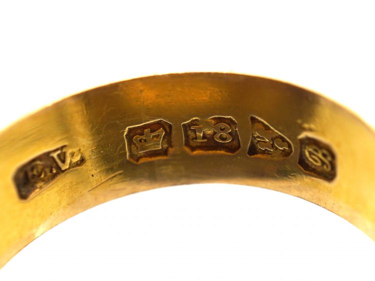 Edwardian 18ct Gold Wedding Ring with Ivy & Heart Motifs