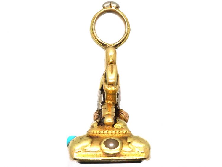 Georgian Three Colour Gold Seal with Heart Motifs