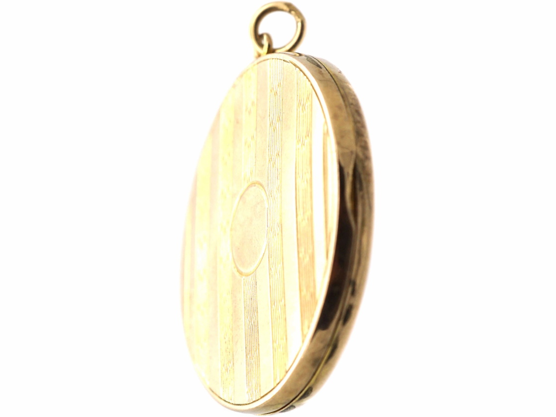 Edwardian 9ct Gold Back & Front, Round Locket with Engine Turned Detail ...