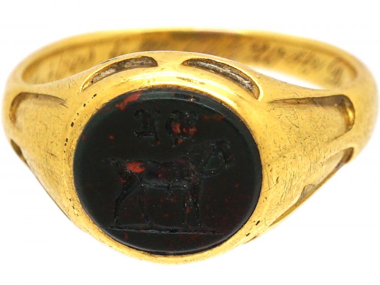 Early Victorian 18ct Gold Signet Ring with Bloodstone Intaglio of a Horse