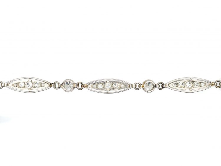 Early 20th Century Platinum Bracelet set with Diamonds