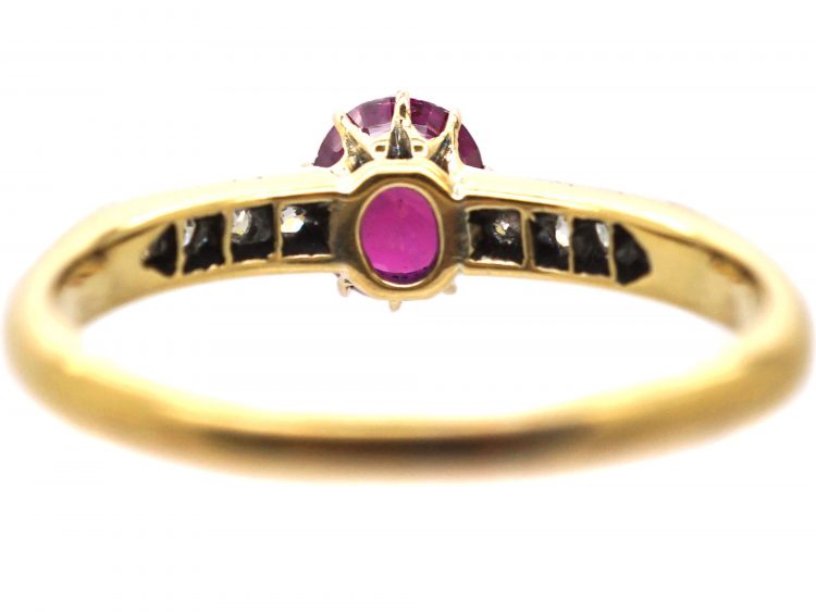 Edwardian 18ct Gold Ring set with a Ruby & Diamonds