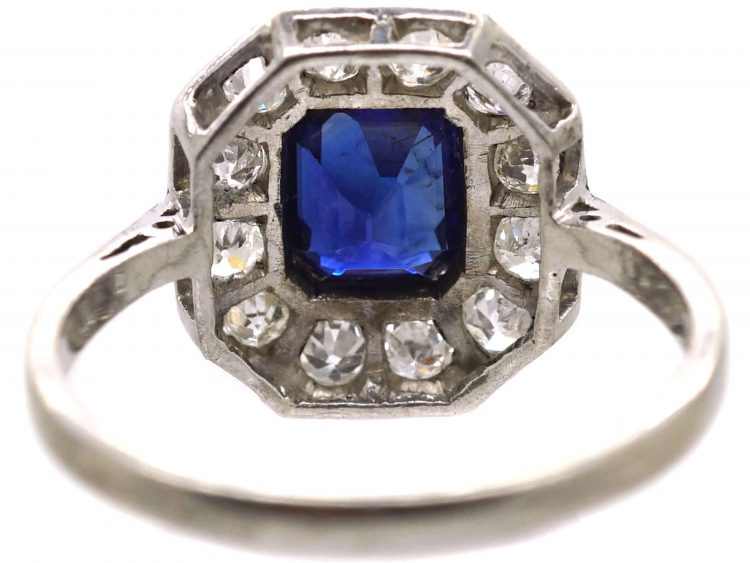 18ct White Gold Octagonal Cluster Ring set with a Sapphire & Diamonds