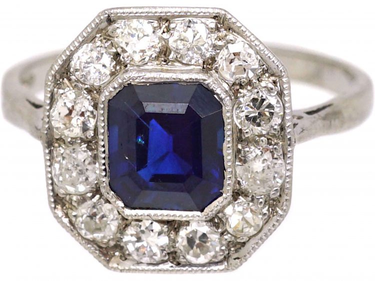 18ct White Gold Octagonal Cluster Ring set with a Sapphire & Diamonds