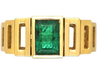 Modernist 18ct Gold Geometric Ring set with an Emerald