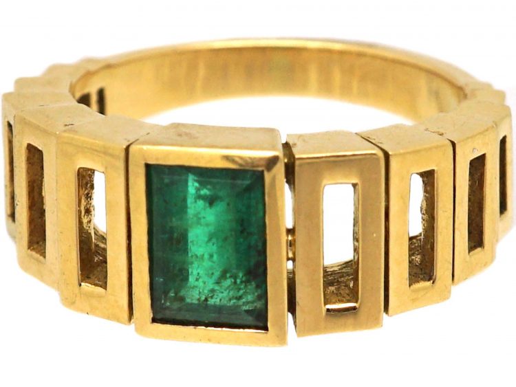 Modernist 18ct Gold Geometric Ring set with an Emerald