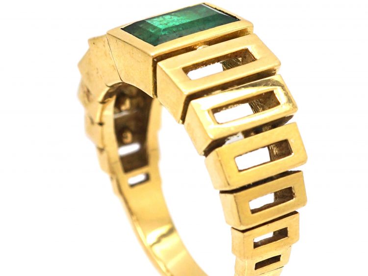 Modernist 18ct Gold Geometric Ring set with an Emerald