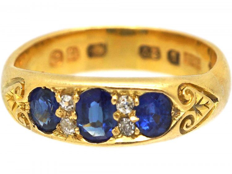 Victorian 18ct Gold, Sapphire & Diamond Three Stone Boat Shaped Ring