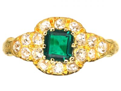 Early Victorian 18ct Gold Cluster Ring set with an Emerald & Diamonds