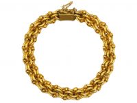 French Early 20th Century 18ct Three Colour Gold Flower Motif Curb Bracelet