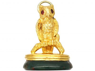 Victorian 15ct Gold Seal of an Owl with Bloodstone Base