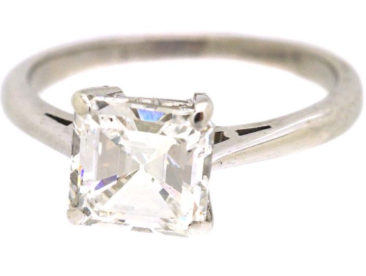18ct White Gold Ring set with a Square Step Cut Diamond