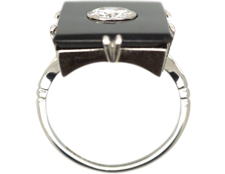 Art Deco 18ct White Gold & Platinum Large Rectangular Onyx Ring set with a Diamond