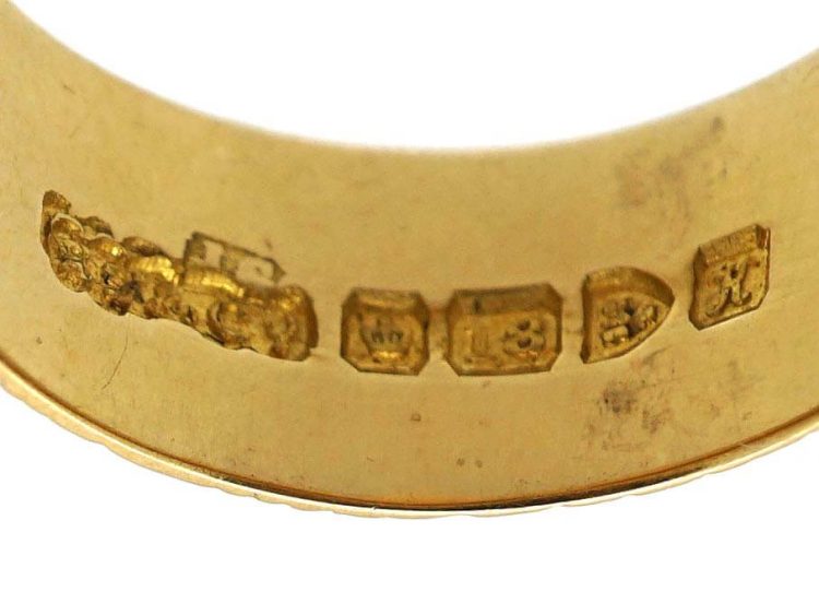 Edwardian 18ct Gold Ornate Buckle Ring set with a Diamond
