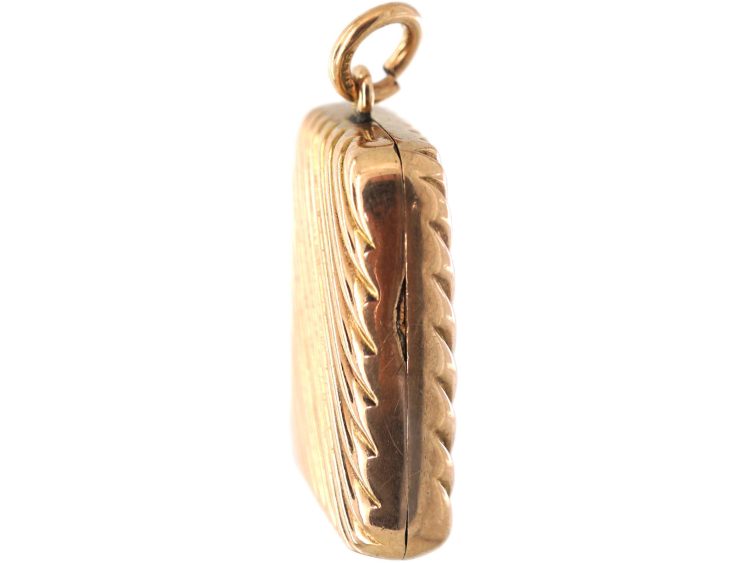 Edwardian 9ct Gold Rectangular Striped Locket