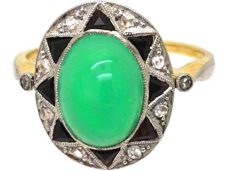 Art Deco 18ct Gold & Platinum, Green Chalcedony, Onyx & Rose Diamond oval Ring