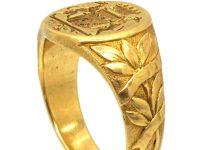 Late 19th Century French 18ct Gold Signet Ring with Intaglio of a Crest