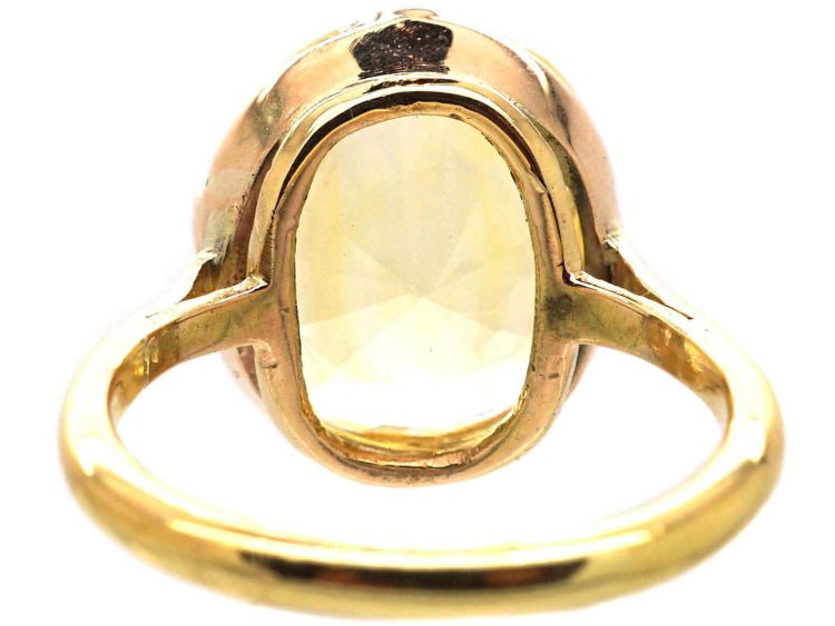 Early 20th Century 18ct Gold Ring set with a Yellow Sapphire