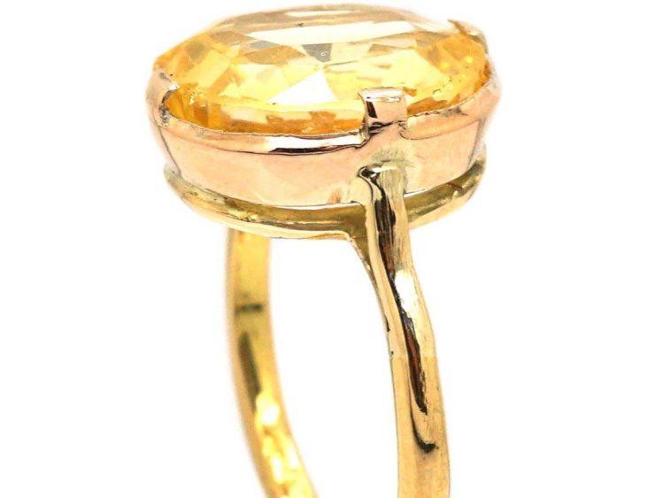 Early 20th Century 18ct Gold Ring set with a Yellow Sapphire