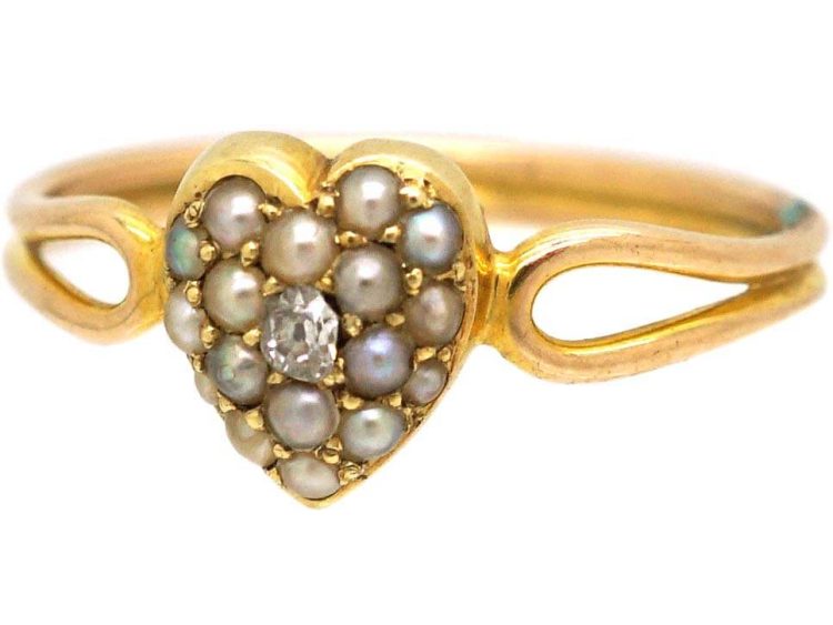 Edwardian 15ct Gold Heart Shaped Ring set with a Diamond & Natural Split Pearls