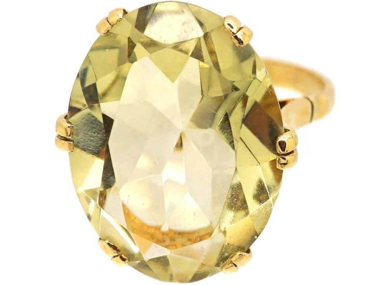 Vintage 9ct Gold Ring set with a Large Oval Cut Citrine