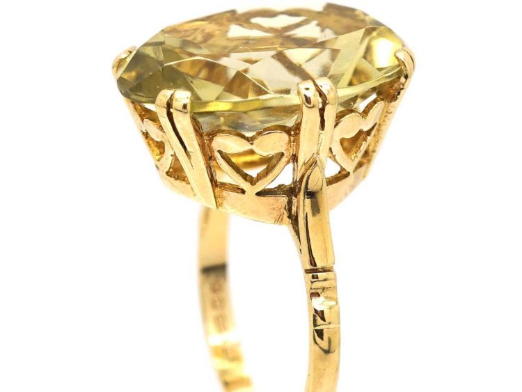 Vintage 9ct Gold Ring set with a Large Oval Cut Citrine